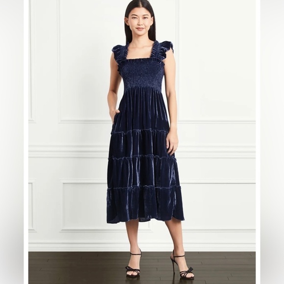 Hill House The Ellie Nap Dress Navy Velvet Blue Smocked Holiday Midi Medium - Picture 1 of 5